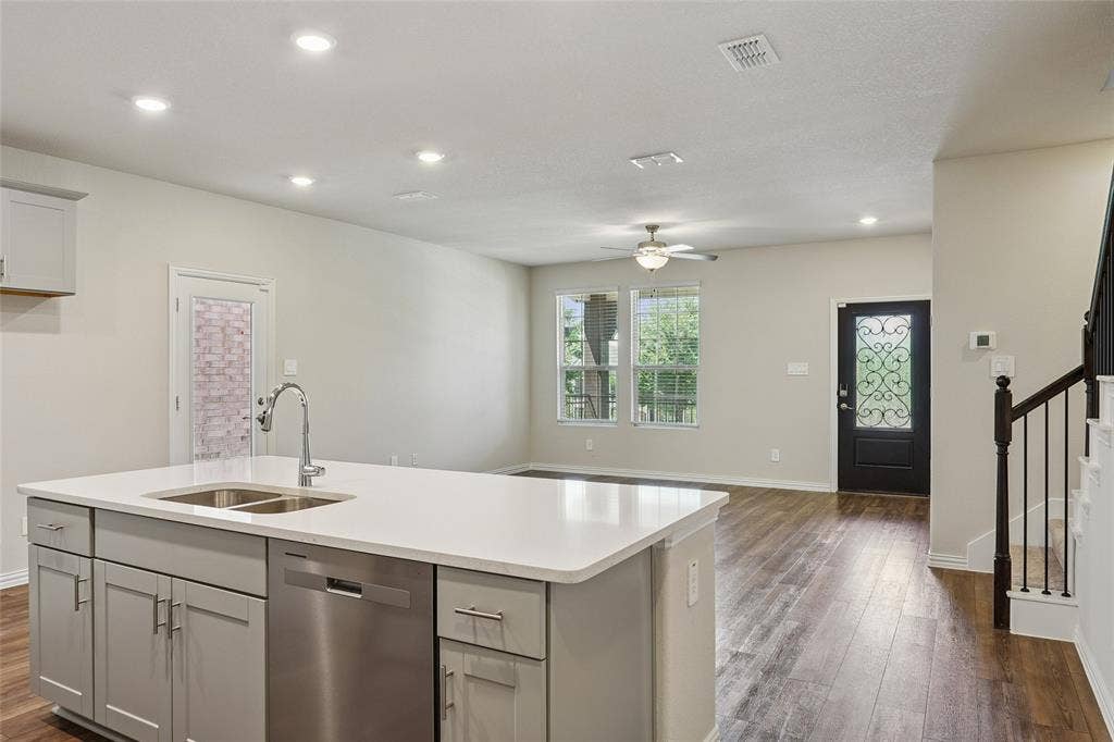 2669 Kings Canyon Mews, Corinth, TX 76210 2669 Kings Canyon Mews, Corinth, TX 76210