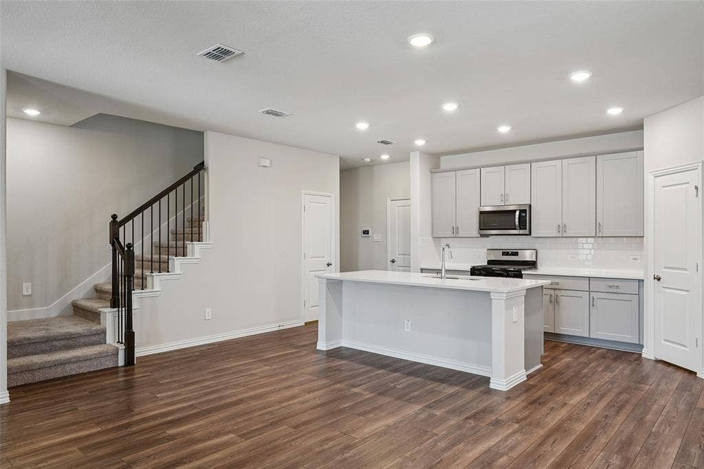 2669 Kings Canyon Mews, Corinth, TX 76210 2669 Kings Canyon Mews, Corinth, TX 76210