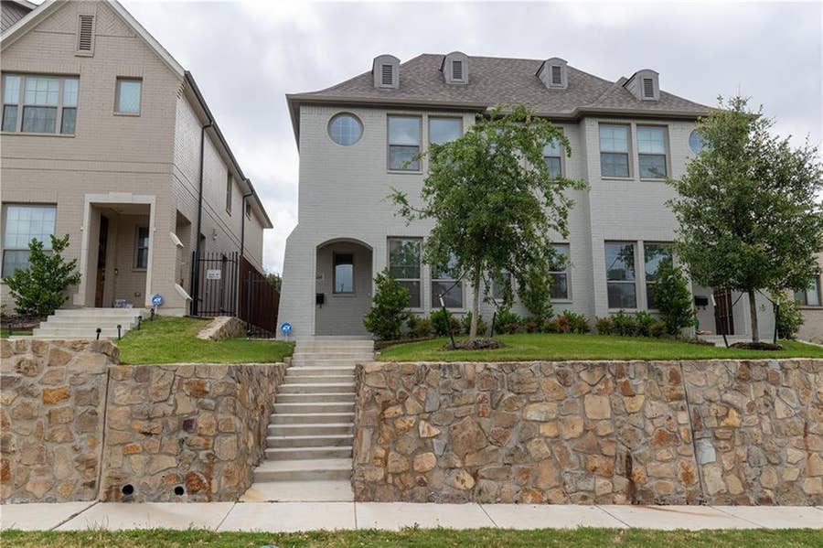 Property photo for 2609 Mccart Avenue, Fort Worth, TX