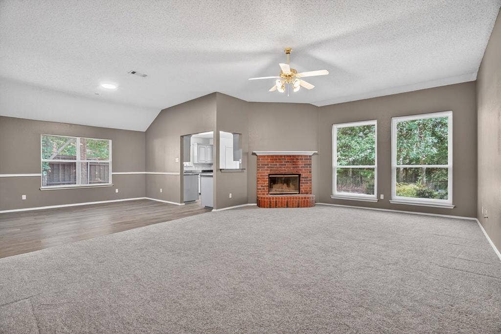 549 Dylan Court, Azle, TX 76020 549 Dylan Court, Azle, TX 76020