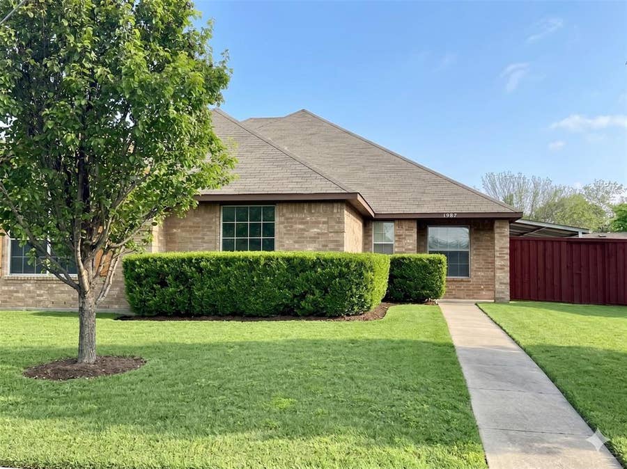 Property photo for 1987 Castle Drive, Garland, TX