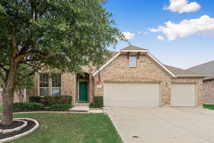 Property photo for 5124 Grovewood Drive, McKinney, TX