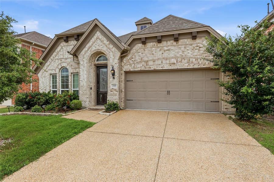 Property photo for 300 Daylily Drive, Wylie, TX