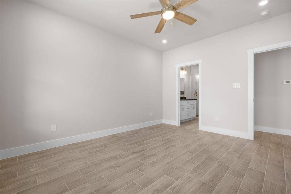5621 San Jacinto Drive, Granbury, TX 76048 5621 San Jacinto Drive, Granbury, TX 76048