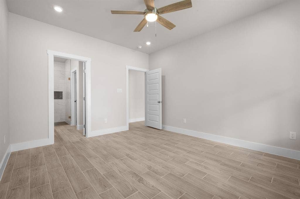 5621 San Jacinto Drive, Granbury, TX 76048 5621 San Jacinto Drive, Granbury, TX 76048