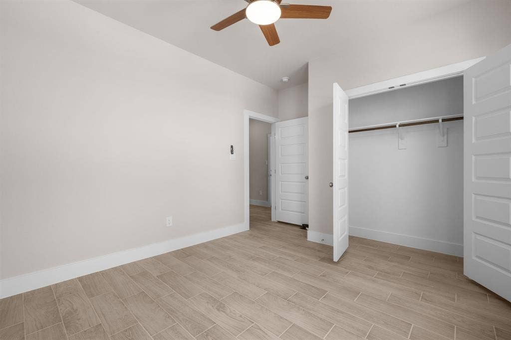 5621 San Jacinto Drive, Granbury, TX 76048 5621 San Jacinto Drive, Granbury, TX 76048