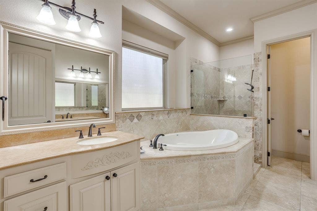 2304 Marseilles Court, Granbury, TX 76048 2304 Marseilles Court, Granbury, TX 76048