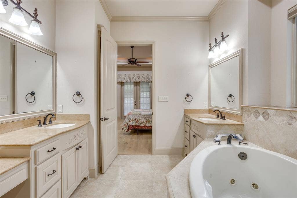 2304 Marseilles Court, Granbury, TX 76048 2304 Marseilles Court, Granbury, TX 76048