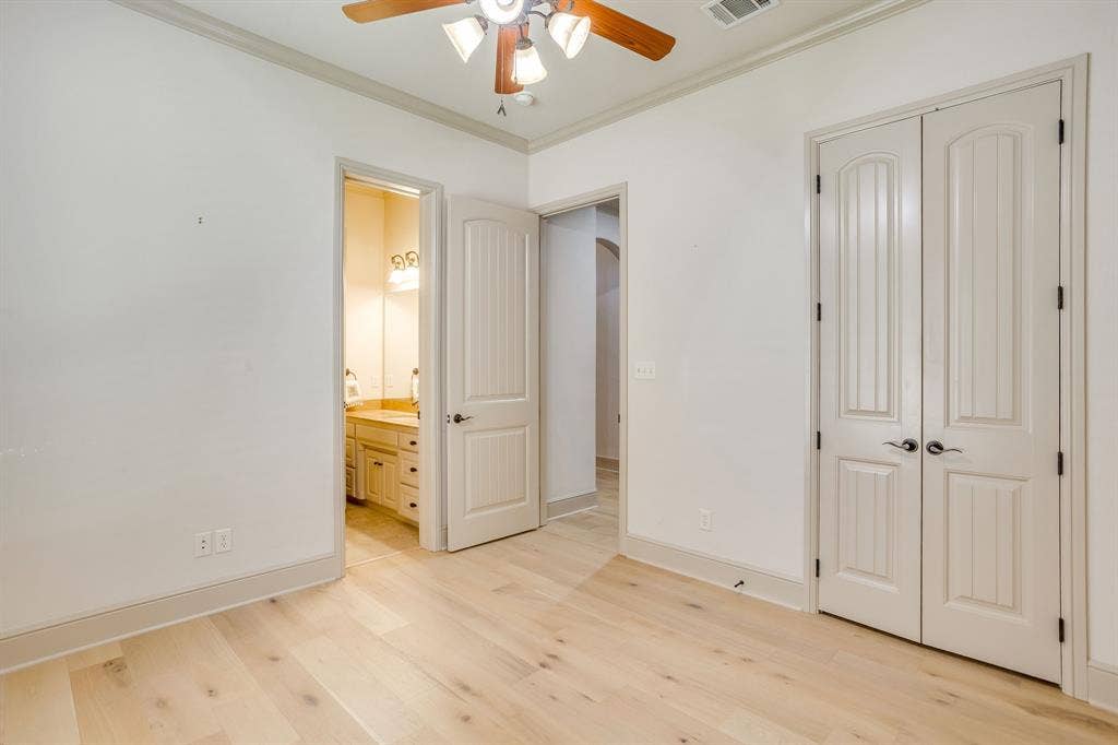 2304 Marseilles Court, Granbury, TX 76048 2304 Marseilles Court, Granbury, TX 76048