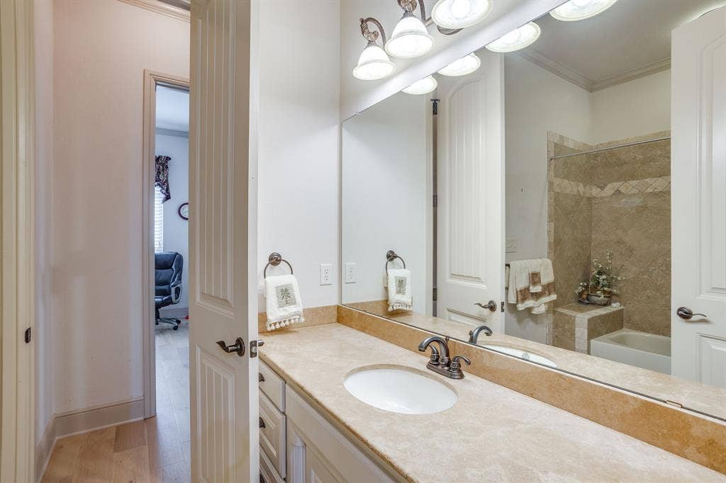 2304 Marseilles Court, Granbury, TX 76048 2304 Marseilles Court, Granbury, TX 76048