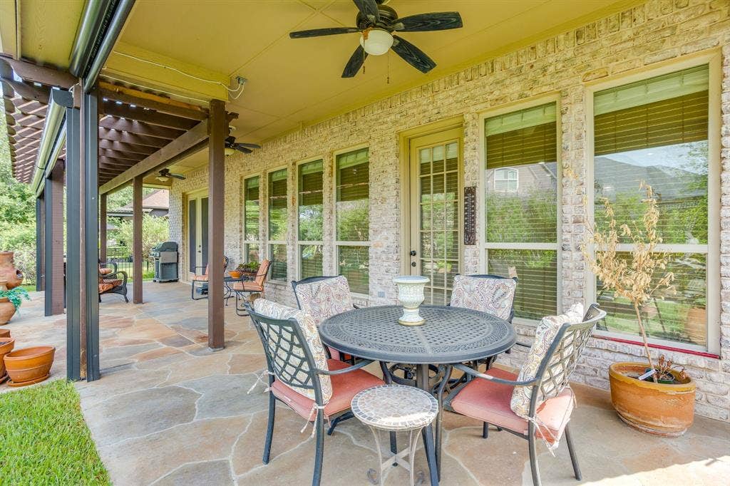 2304 Marseilles Court, Granbury, TX 76048 2304 Marseilles Court, Granbury, TX 76048