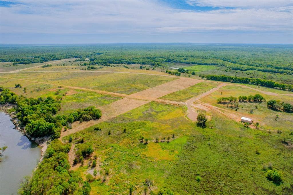 1500 Private Road 8496, Athens, TX 75832 Mostly cleared land offers flexibility for a barndominium, ranch retreat, or country homesite.