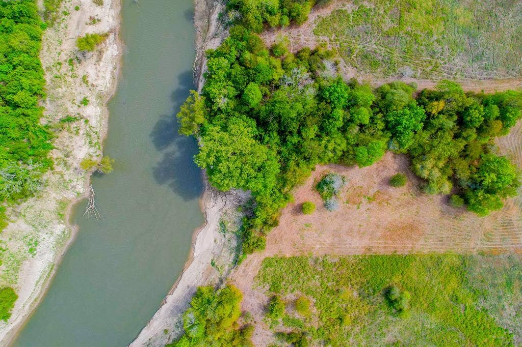 1500 Private Road 8496, Athens, TX 75832 Create your dream homestead with room for a barndominium, livestock, gardens, and wide-open Texas skies.