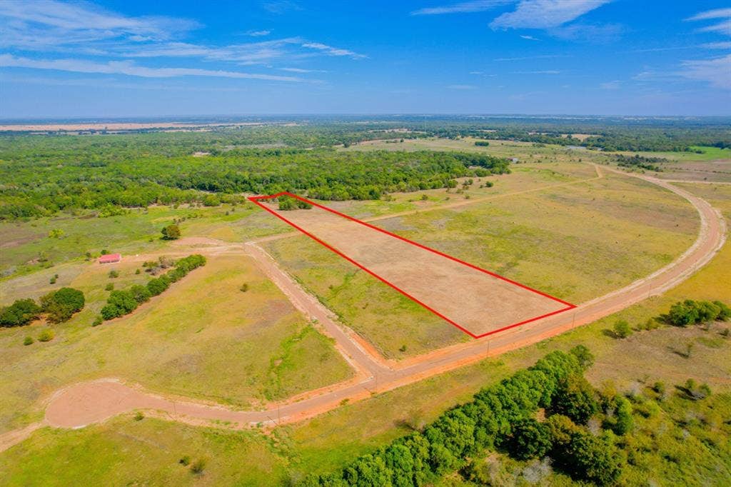 1500 Private Road 8496, Athens, TX 75832 A peaceful country escape with space to build, roam, and enjoy nature.
