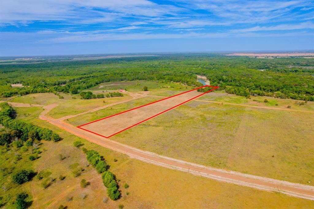 1500 Private Road 8496, Athens, TX 75832 Room for horses, cows, outdoor hobbies, and a true homestead lifestyle.