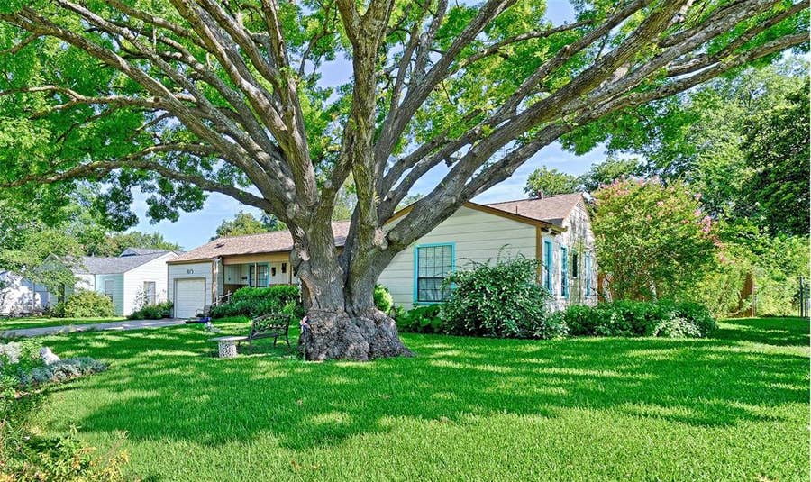 Property photo for 317 Edgehill Boulevard, Richardson, TX