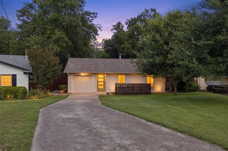 Property photo for 10357 Baronne Circle, Dallas, TX