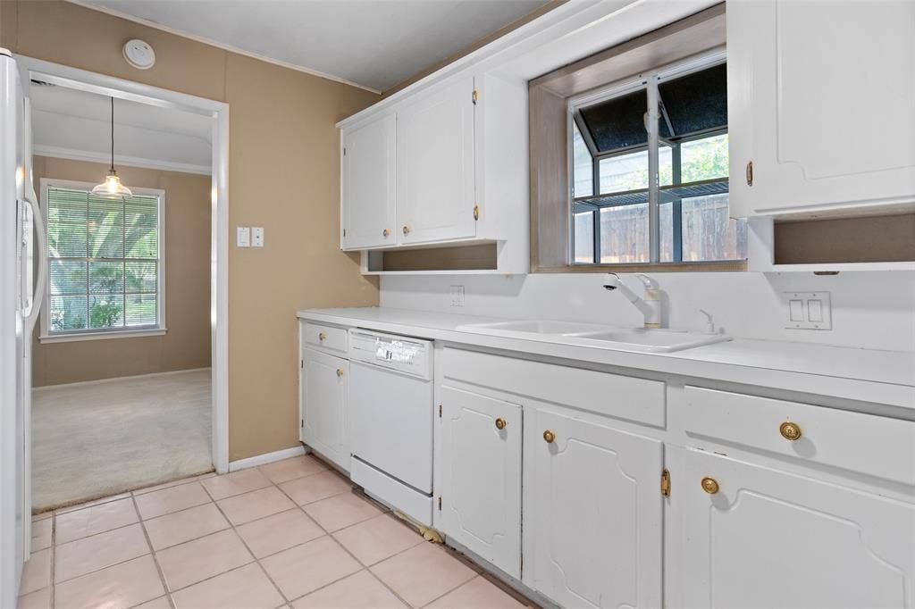 6948 Valhalla Road, Fort Worth, TX 76116 6948 Valhalla Road, Fort Worth, TX 76116