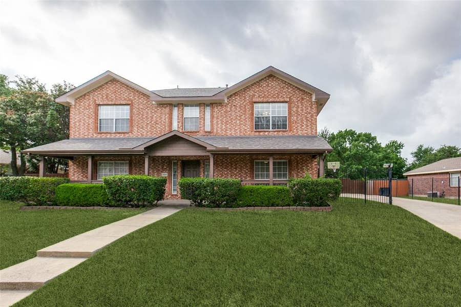 Property photo for 304 Elizabeth Trail, Murphy, TX