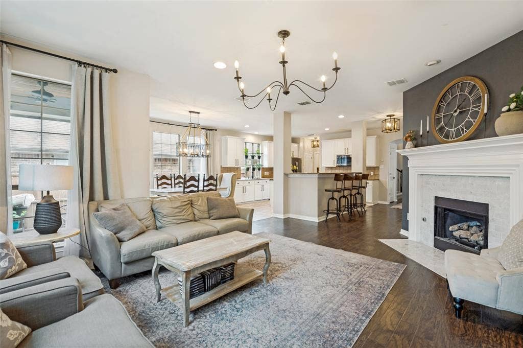 2611 Katie Trail, Melissa, TX 75454 2611 Katie Trail, Melissa, TX 75454