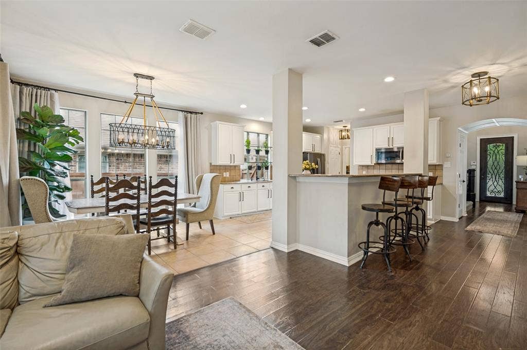 2611 Katie Trail, Melissa, TX 75454 2611 Katie Trail, Melissa, TX 75454