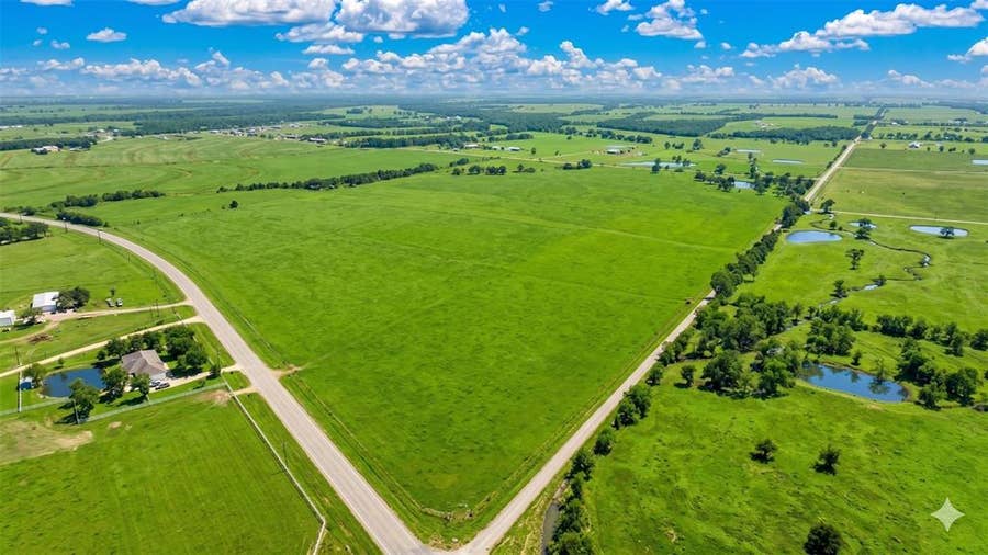 Property photo for 10.84 Acres FM 1562, Celeste, TX