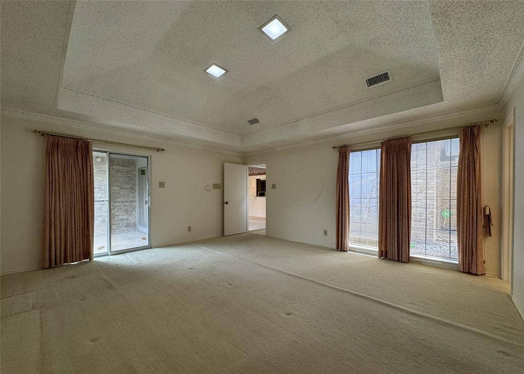 4220 Brooktree Lane, Dallas, TX 75287 4220 Brooktree Lane, Dallas, TX 75287