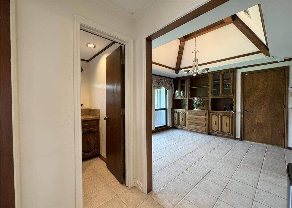 4220 Brooktree Lane, Dallas, TX 75287 4220 Brooktree Lane, Dallas, TX 75287
