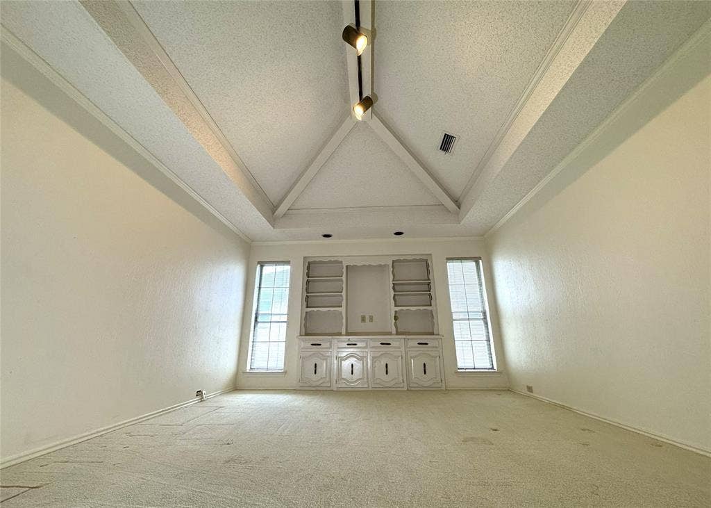 4220 Brooktree Lane, Dallas, TX 75287 4220 Brooktree Lane, Dallas, TX 75287