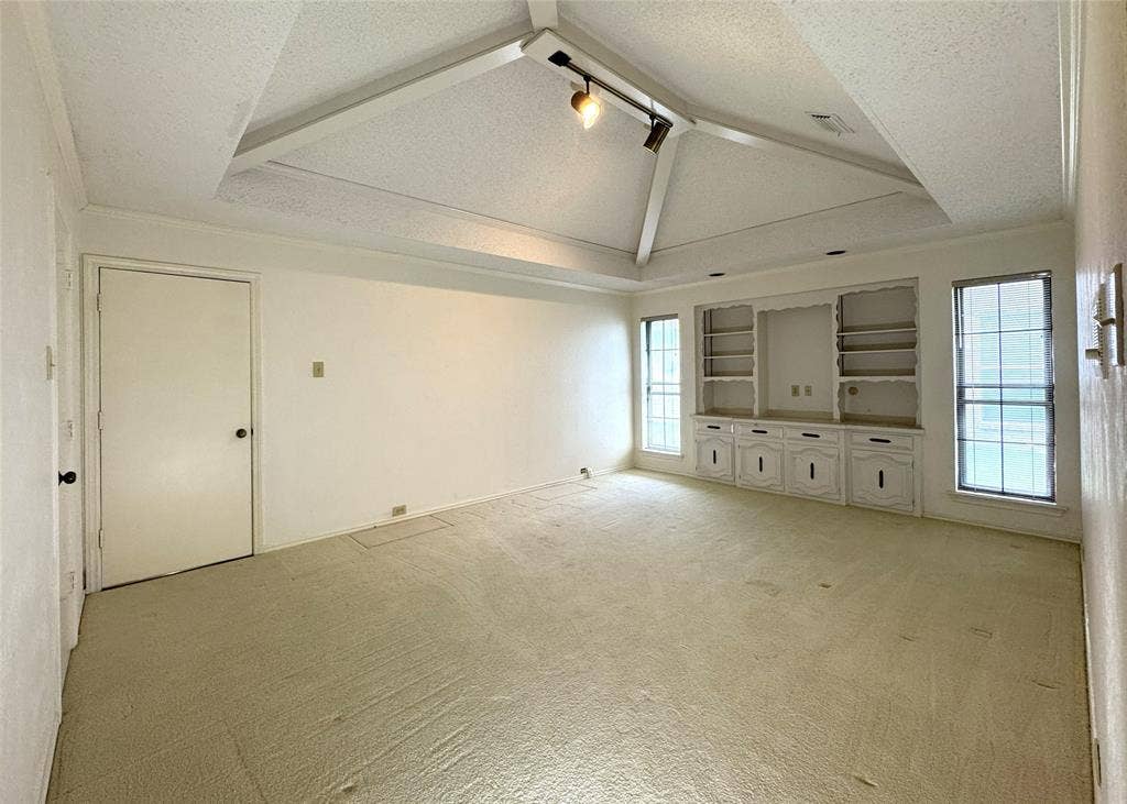 4220 Brooktree Lane, Dallas, TX 75287 4220 Brooktree Lane, Dallas, TX 75287