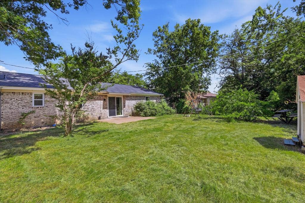 6609 Emily Drive, Watauga, TX 76148 6609 Emily Drive, Watauga, TX 76148