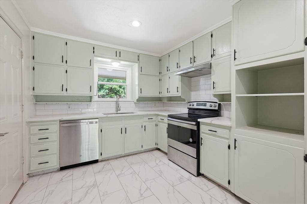 6609 Emily Drive, Watauga, TX 76148 6609 Emily Drive, Watauga, TX 76148