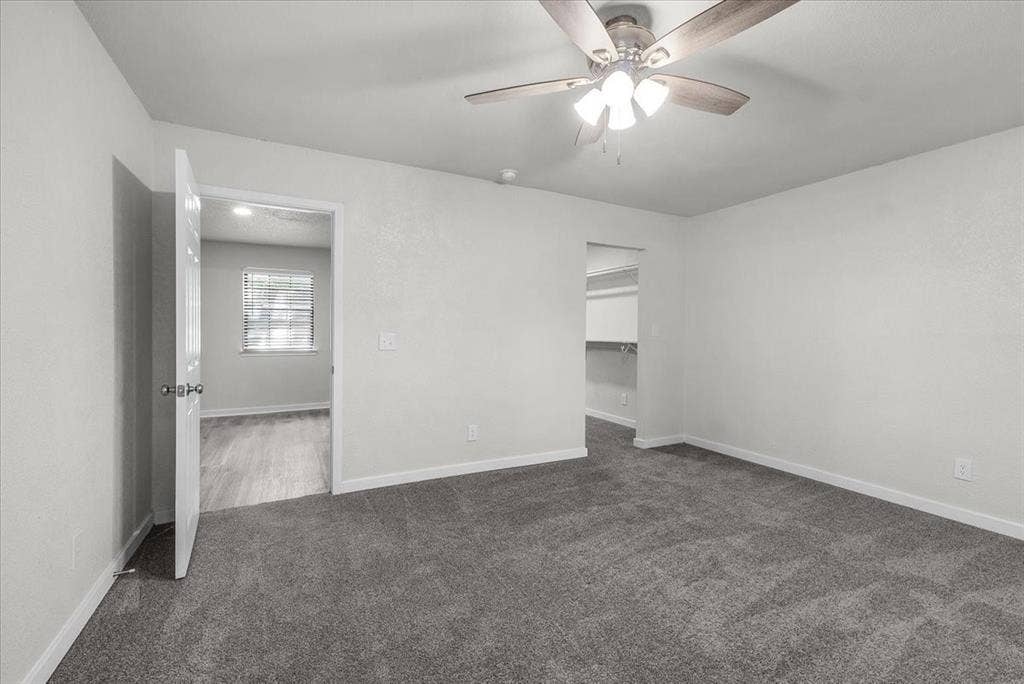 643 E Columbia Drive, Azle, TX 76020 643 E Columbia Drive, Azle, TX 76020