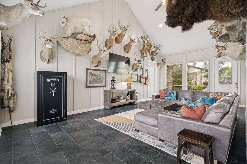 117 Maravilla Drive, Aledo, TX 76008 large vaulted ceilings