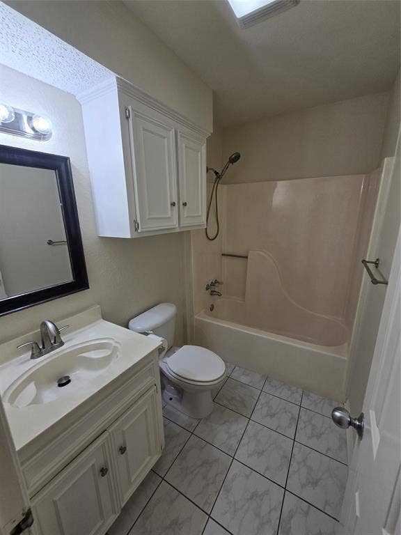 9 Marvin Gardens, Midlothian, TX 76065 9 Marvin Gardens, Midlothian, TX 76065