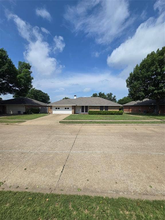 9 Marvin Gardens, Midlothian, TX 76065 9 Marvin Gardens, Midlothian, TX 76065
