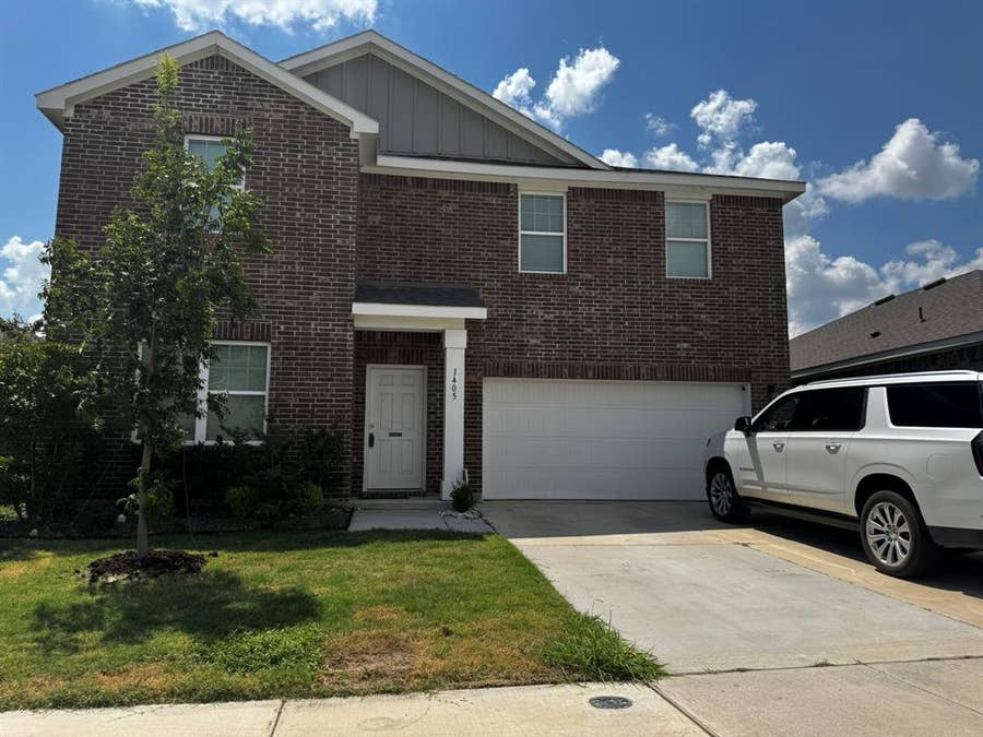 Property photo for 1405 Escondido Drive, Fort Worth, TX