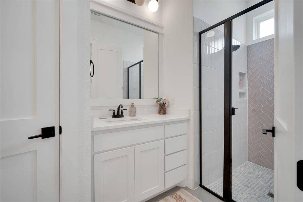 3011 Wesley Street, Midlothian, TX 76065 3011 Wesley Street, Midlothian, TX 76065