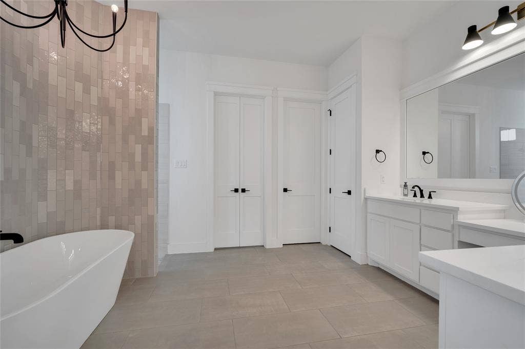 3011 Wesley Street, Midlothian, TX 76065 3011 Wesley Street, Midlothian, TX 76065