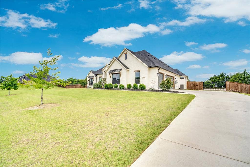 3011 Wesley Street, Midlothian, TX 76065 3011 Wesley Street, Midlothian, TX 76065