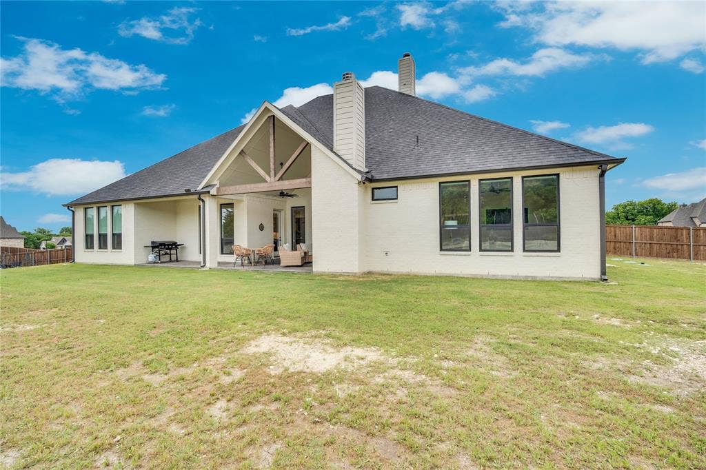 3011 Wesley Street, Midlothian, TX 76065 3011 Wesley Street, Midlothian, TX 76065