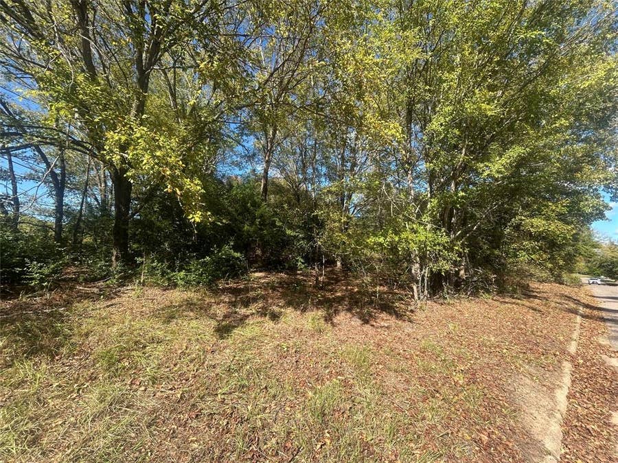 Property photo for 9 Bayshore Drive, Athens, TX