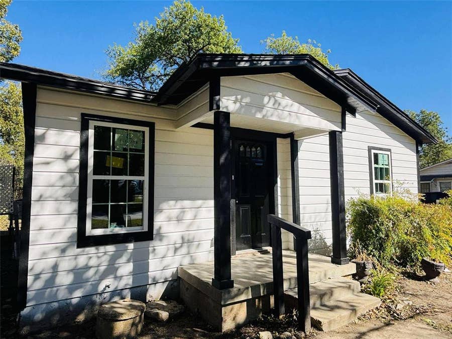 Property photo for 2762 Beverly Hills Drive, Sansom Park, TX