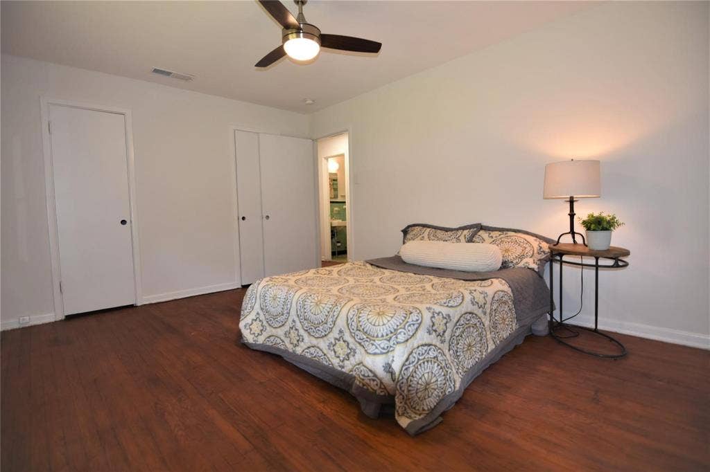 1202 Sunnyside Avenue, Cockrell Hill, TX 75211 1202 Sunnyside Avenue, Cockrell Hill, TX 75211