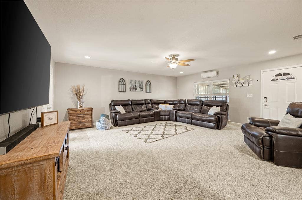 5656 Oak Haven Drive, Fort Worth, TX 76244 This is the laid-back hangout room every home needs, big enough for movie marathons, game nights, and lazy weekends.