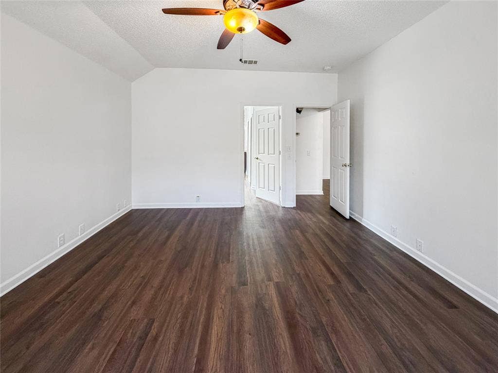2516 Fairway View Drive, Burleson, TX 76028 2516 Fairway View Drive, Burleson, TX 76028