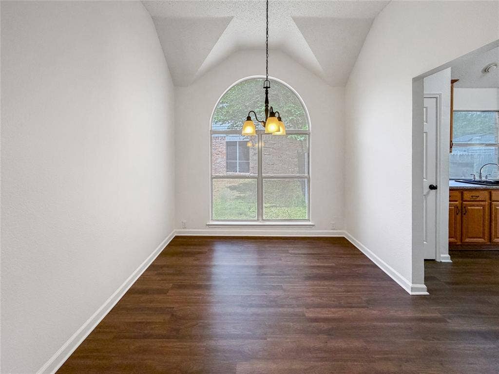 2516 Fairway View Drive, Burleson, TX 76028 2516 Fairway View Drive, Burleson, TX 76028