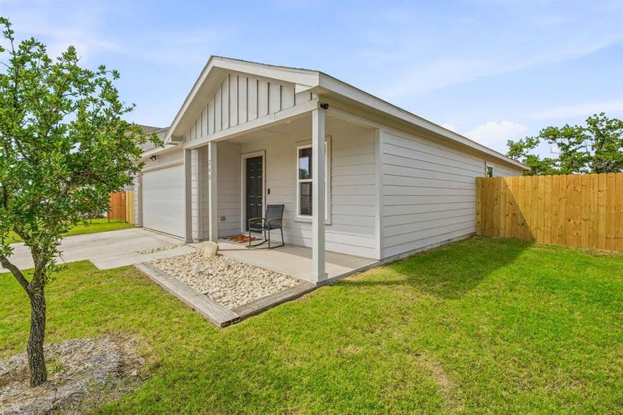 Property photo for 248 Peace Lily Way, Tolar, TX