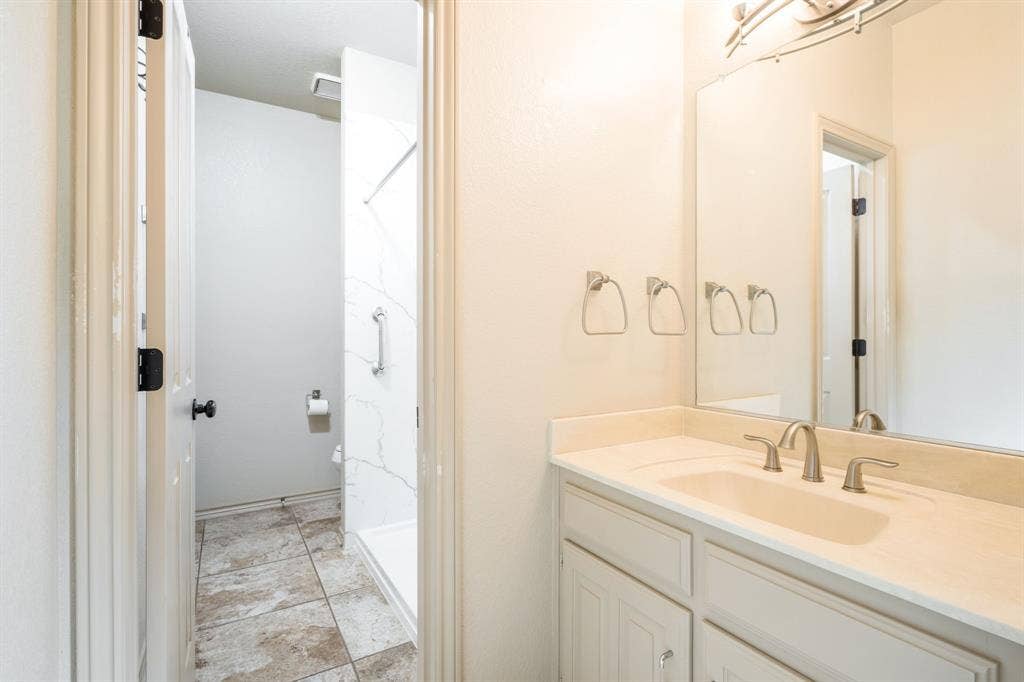 1341 Nettleton Drive, DeSoto, TX 75115
