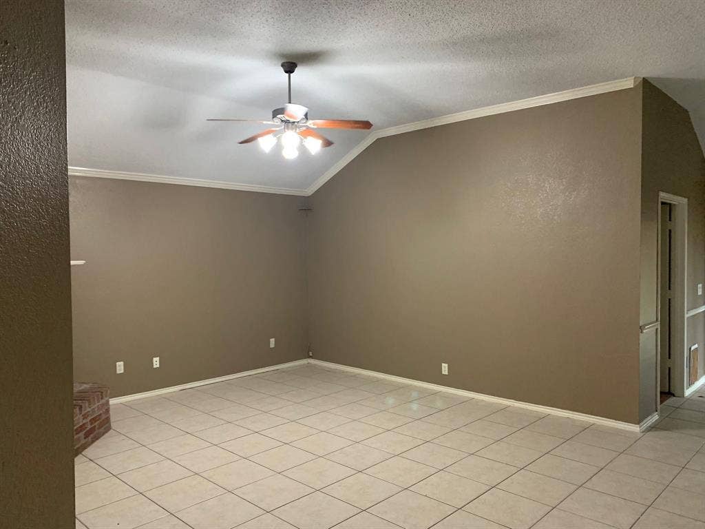 2805 Hawthorne Lane, McKinney, TX 75071 2805 Hawthorne Lane, McKinney, TX 75071